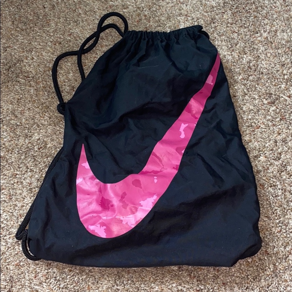 FREE WHEN BUNDLED WITH ITEM